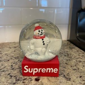 Supreme Snow Globe